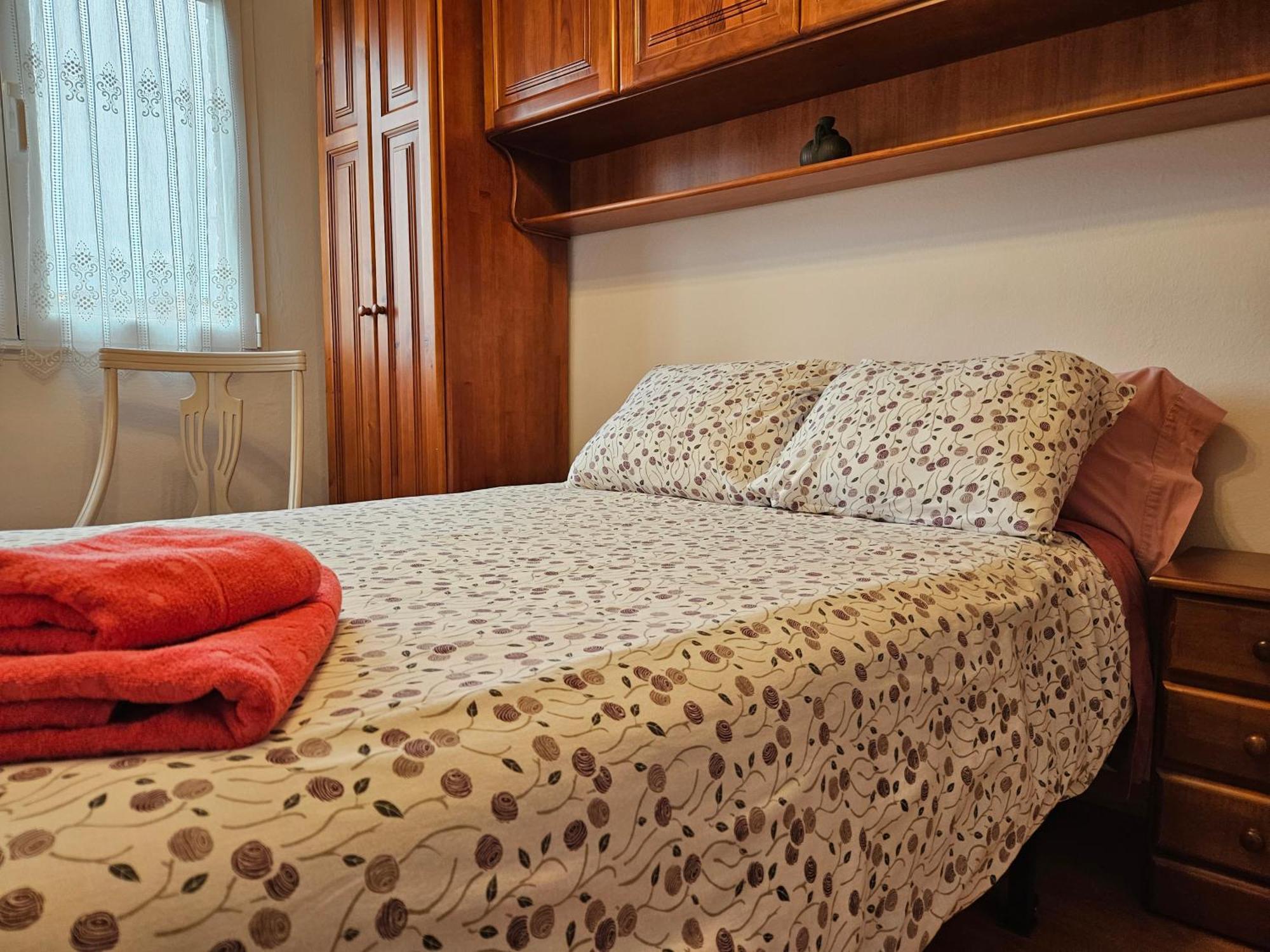 Apartamento Casa Lantoxana Gijón Exterior foto